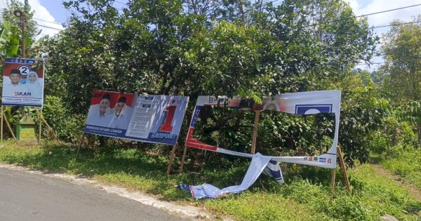 Tim 02 IAKAN Bantaeng Sayangkan Balihonya Dirusak, Minta KPU dan Bawaslu Tindak Tegas