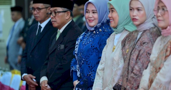 Andi Sudirman – Fatmawati Kompak Hadiri Pelantikan Pimpinan DPRD Sulsel