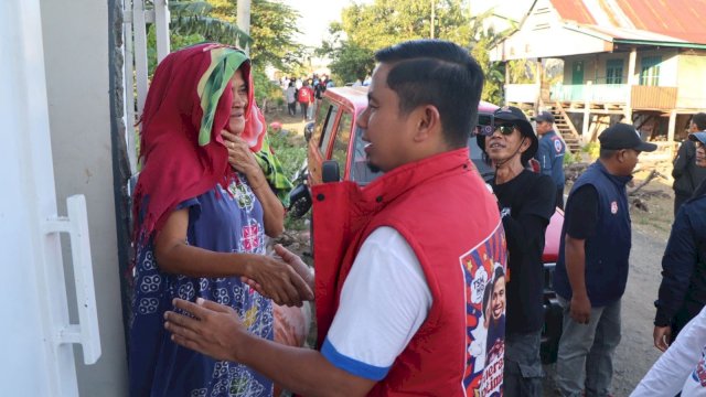 Tasming Hamid dan Hermanto (TSM-MO), dalam kegiatan kampanye blusukan di Kelurahan Galung Maloang, Kecamatan Bacukiki, Kota Parepare,