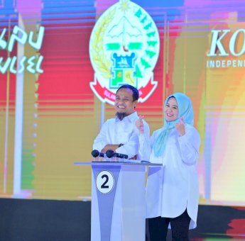 Fatmawati Rusdi: Hanya Ada Dua Pilihan, Bersama Nahkoda Handal atau Tenggelam di Lautan