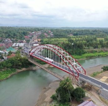 Pembangunan Nyata Andi Sudirman, Jembatan Terpanjang hingga Merintis Jalan Soppeng-Barru