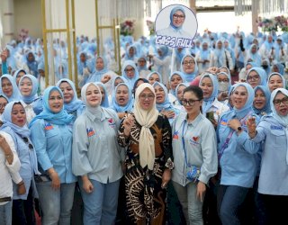 Di Hadapan Ribuan Perempuan Hebat, Priska Adnan: Husniah Pantas Lanjutkan Pembangunan di Gowa