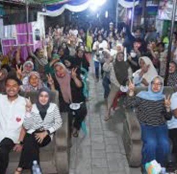 Unjuk Kekuatan, Legislator PAN Makassar Irfan Perkenalkan Seto-Rezki ke Ratusan Pendukung di Kecamatan Tallo