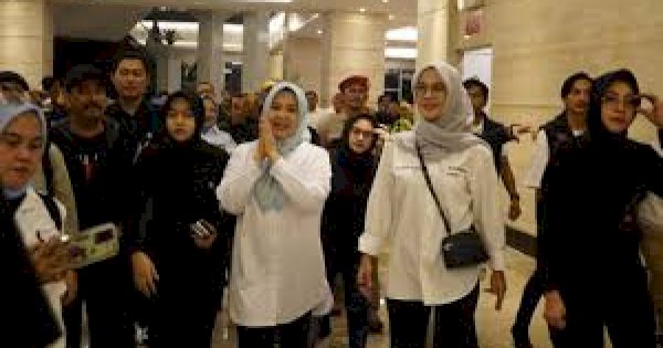 “Andalan Hati, Nomor Dua Pilihan Kita” Menggema Sambut Sudirman – Fatma di Debat Pilgub Sulsel