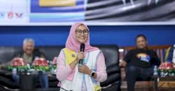 Debat Perdana Pilkada Pinrang, Azizah Irma Yakin Irwan-Sudirman Jawab Pertanyaan Panelis dengan Maksimal