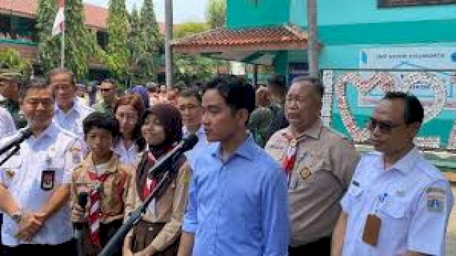 Wapres Gibran Blusukan di Sekolah.(F-INT)