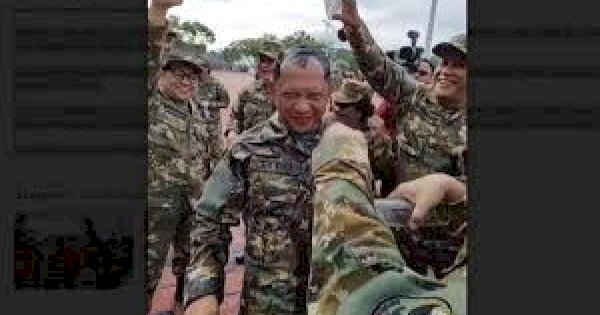 Mendagri Tito Karnavian Disiram Air di Sela-sela Retreat Kabinet Merah Putih di Magelang