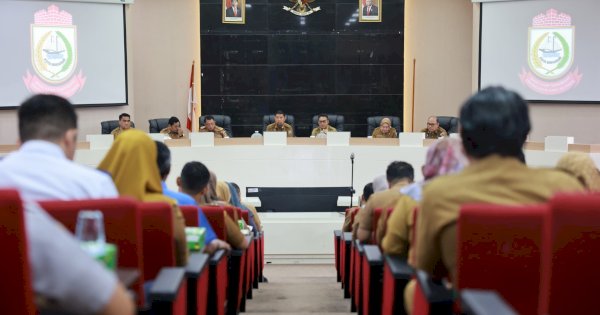 Pjs Wali Kota Arwin Azis Pimpin Rakor Persiapan HUT Kota Makassar ke-417, Dorong Kolaborasi dan Pengabdian Masyarakat