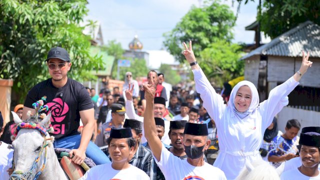 Momen Kaesang dan Fatma Berkuda