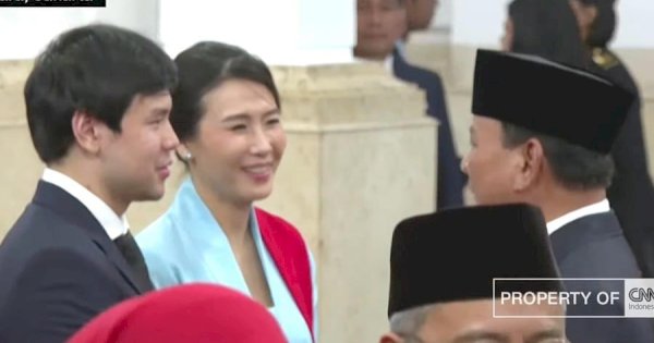 Veronica Tan Dilantik Jadi Wamen PPPA, Berkebaya Biru Didampingi Nicholas Sean