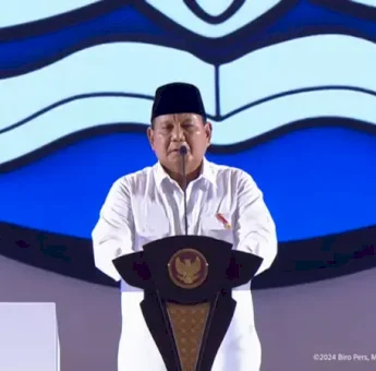 Prabowo Umumkan Kenaikan Gaji Guru, Efektif Berlaku Tahun 2025