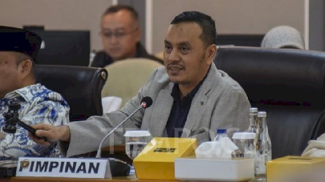 Ketua Komisi XIII DPR RI Willy Aditya di Kompleks Parlemen.