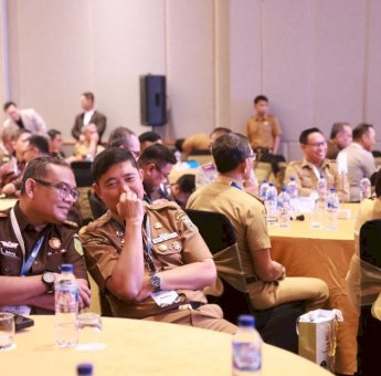 Pjs Arwin Azis Hadiri FGD Kejati Sulsel, Bahas Strategi Percepatan Investasi untuk Ekonomi Sulsel