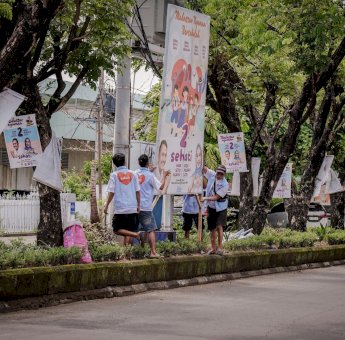 Masa Tenang, Tim Pemenangan Sehati Turun Langsung Lakukan Penurunan APK