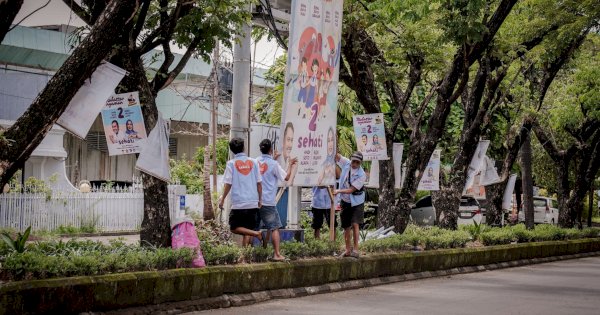 Masa Tenang, Tim Pemenangan Sehati Turun Langsung Lakukan Penurunan APK