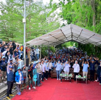 La Tinro Dampingi Fatmawati Kampanye di Enrekang, Dukung Penuh Andalan Hati