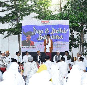 Doa-Dzikir Bersama Ribuan Warga Pinrang Jelang Pemungutan Suara