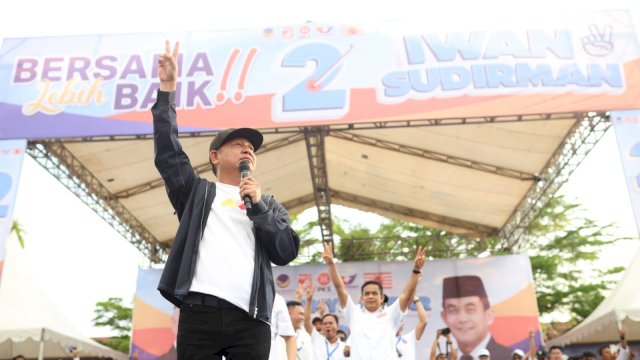 Ketua DPW Partai Nasdem Sulawesi Selatan, Rusdi Masse Mappasessu