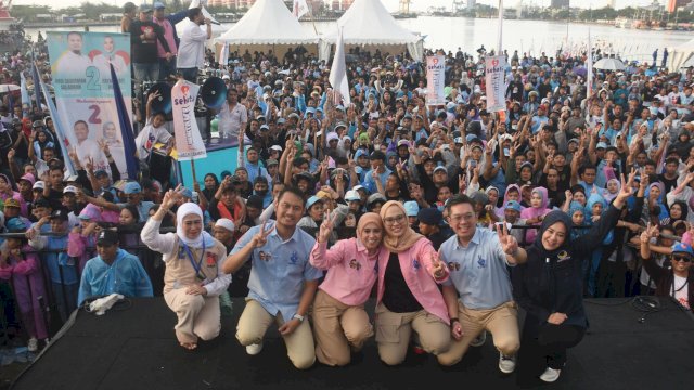 Fatmawati Rusdi di Kampanye Akbar Seto-Rezki