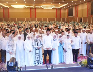 Masa Tenang, Seto-Rezki Ikut Dzikir dan Doa Bersama Lembaga Pengembangan Tilawatil Qur&rsquo;an Makassar