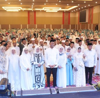 Masa Tenang, Seto-Rezki Ikut Dzikir dan Doa Bersama Lembaga Pengembangan Tilawatil Qur&rsquo;an Makassar