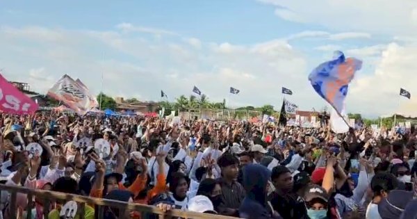 Lapangan Mattiro Deceng Bak Lautan Manusia, Puluhan Ribu Masyarakat Pinrang Hadiri Kampanye Akbar Iwan-Sudirman