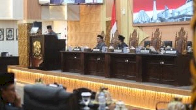 Rapat Paripurna DPRD Kota Makassar.