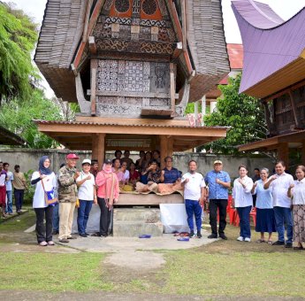 Silaturahmi di Tana Toraja, Andi Sudirman Terima Dukungan Theofilus Allorerung