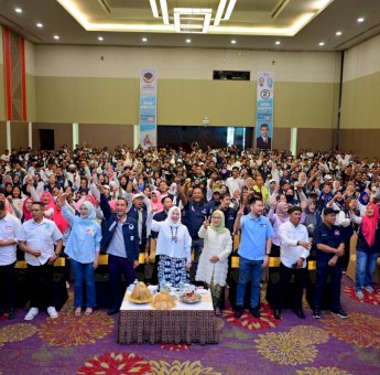 Ribuan Relawan Spartan Anak Rakyat Berikrar Menangkan Andi Sudirman-Fatmawati