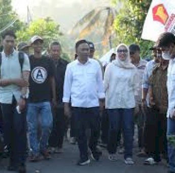 Petani Pa&rsquo;bentengan Dukung Ilham Azikin, Senang dengan Program 100 Persen Jalan Tani