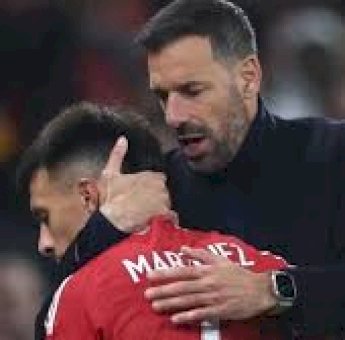 Tinggalkan MU, Ruud van Nistelrooy Ditunjuk sebagai Pelatih Baru Leicester City