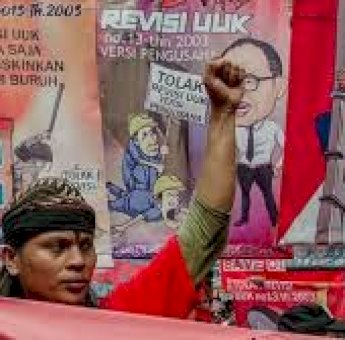 MK Perintahkan DPR-Pemerintah Bentuk UU Ketenagakerjaan Baru