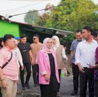 Usai Debat, Seto-Rezki Tancap Gas Kunjungi Lokasi Kebakaran di Asrama Kodam Jongaya