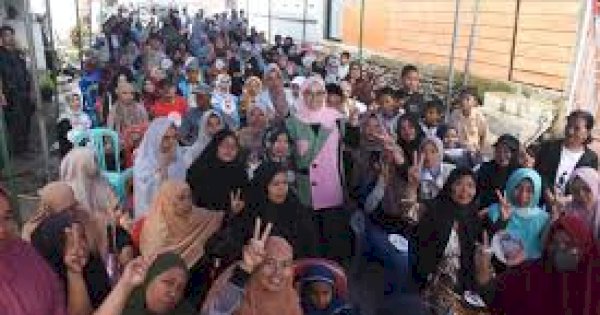 Meski Diguyur Hujan, Rezki Lutfi Tetap Semangat Sapa Warga Biringkanaya: Kita Semua Sudah Sehati