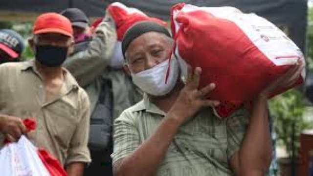ILustrasi penerima bansos.(F-INT)