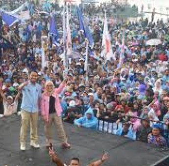 Teruji Militan, Puluhan Ribu Warga Makassar Antusias Hadiri Kampanye Akbar Seto-Rezki Meski Diguyur Hujan Deras