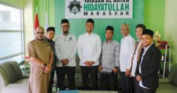 Andi Seto Silaturahmi dengan Pengurus Pondok Pesantren Al Bayan Hidayatullah