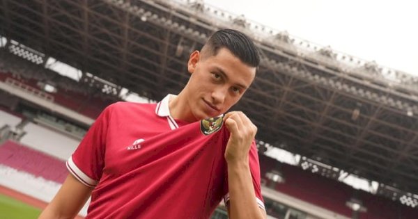 Tiba di Jakarta, Jay Idzes Punya Permintaan ke Fans Timnas: Kami Butuh Dukungan Kalian, Kita Garuda!