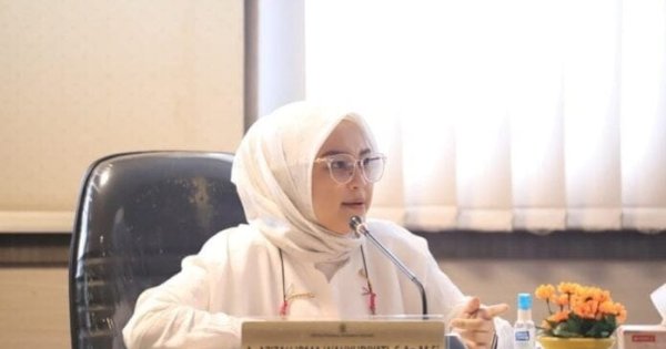 Azizah Irma Jabat Ketua Komisi B DPRD Sulsel, Urus Pertanian hingga Perikanan