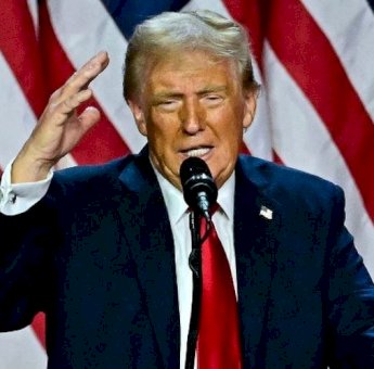 Terancam Didepak dari AS, CEO TikTok Temui Donald Trump