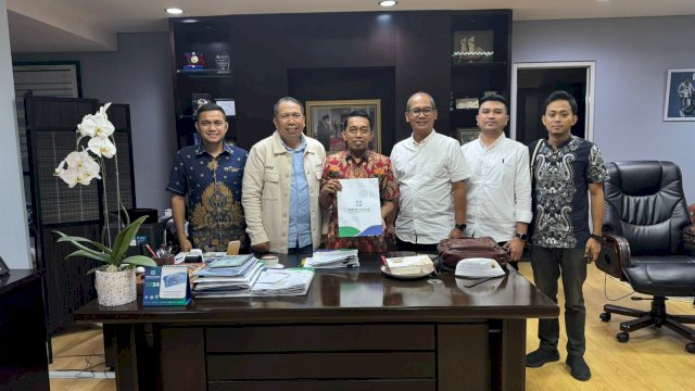 Bupati Sidrap Terpilih Syaharuddin Alrif Kunjungi BPJS Kesehatan Bahas Program Kesehatan Gratis untuk Masyarakat
