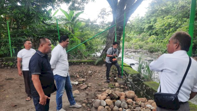 Ketua Fraksi NasDem Sulsel, Muhammad Sadar Tinjau Sungai di Bumi Harapan