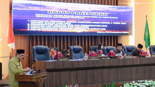 DPRD Barru Setujui Lima Perda, Bupati Barru : Ini Warisan Bersama Untuk Raykat