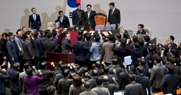 Drama Politik Korsel Tak Berkesudahan, Giliran Presiden Sementara Han Duck-soo Dimakzulkan