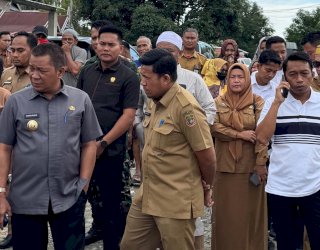Bareng Legislator NasDem Abd Rahman Tinjau Jembatan Roboh, Bupati Sidrap Terpilih Syaharuddin Alrif Janji Perbaikan Cepat