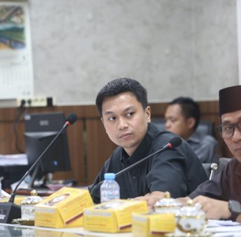 Monev APBD Triwulan III, Legislator NasDem Odhika Sorot Beasiswa SD-SMP, DTKS hingga Revitalisasi Karebosi
