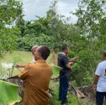 Terima Keluhan Soal Erosi Sungai, Ketua Fraksi NasDem Sulsel Muhammad Sadar Langsung Turun Tinjau Lokasi