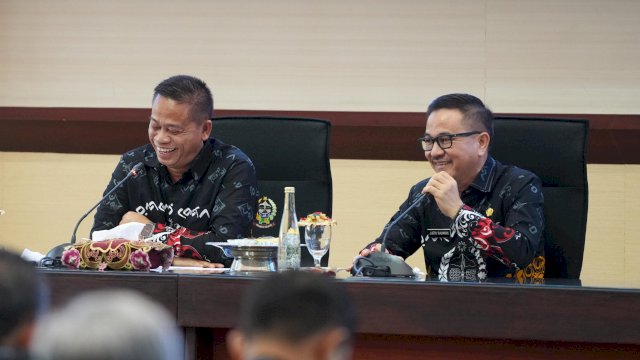 Pj Gubernur Prof Fadjry Djufry.