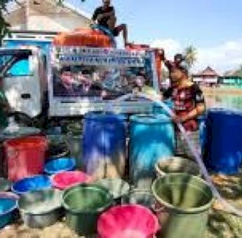 BPBD Maros Selesaikan Penyaluran 1,2 Juta Liter Air Bersih di Musim Kemarau