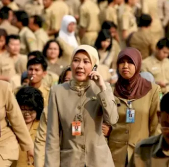 Mulai Tahun 2025, ASN Kini tak Lagi Gunakan Baju Dinas Khaki untuk Senin, Ini Model Baru Sesuai Aturan Terbaru